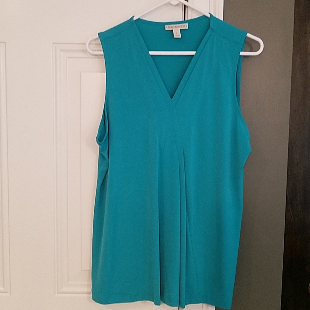 Women's large sleeveless blouse